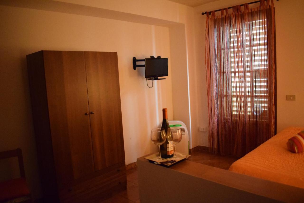 Zio Ciccio Bed & Breakfast *